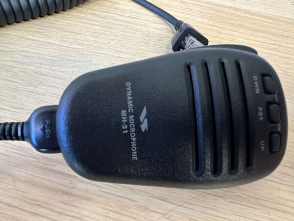 YAESU FT 991 QUADRIBANDA ALL MODE COME NUOVO CON IMBALLO GARANZIA CSY AND SON UN ANNO