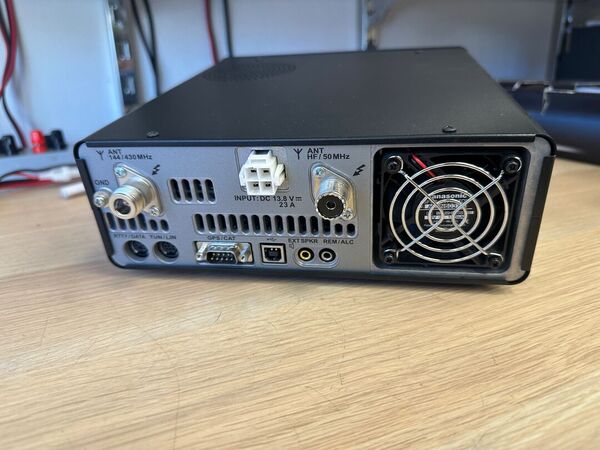 YAESU FT 991 QUADRIBANDA ALL MODE COME NUOVO CON IMBALLO GARANZIA CSY AND SON UN ANNO