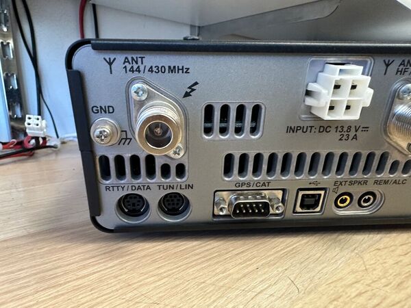 YAESU FT 991 QUADRIBANDA ALL MODE COME NUOVO CON IMBALLO GARANZIA CSY AND SON UN ANNO