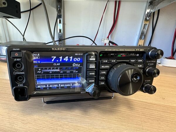YAESU FT 991 QUADRIBANDA ALL MODE COME NUOVO CON IMBALLO GARANZIA CSY AND SON UN ANNO