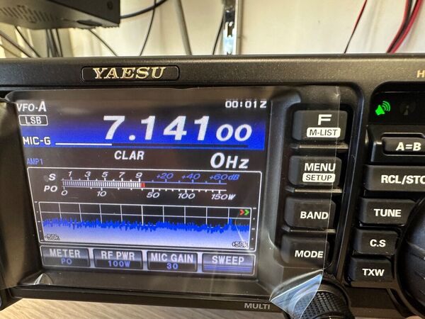 YAESU FT 991 QUADRIBANDA ALL MODE COME NUOVO CON IMBALLO GARANZIA CSY AND SON UN ANNO