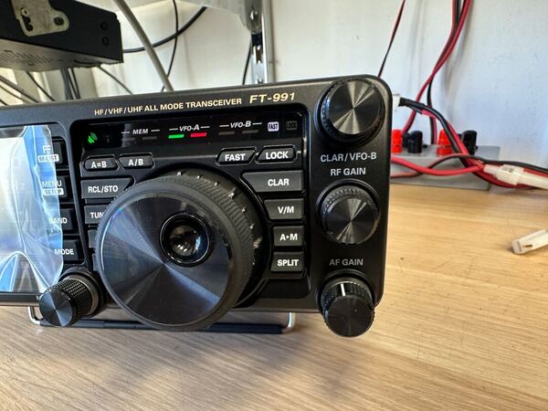 YAESU FT 991 QUADRIBANDA ALL MODE COME NUOVO CON IMBALLO GARANZIA CSY AND SON UN ANNO