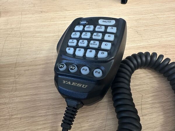 YAESU FTM 6000 BIBANDA VEICOLARE COME NUOVO DA DEMO CON IMBALLO GARANZIA CSY AND SON