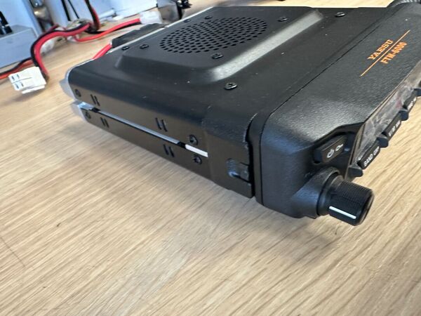 YAESU FTM 6000 BIBANDA VEICOLARE COME NUOVO DA DEMO CON IMBALLO GARANZIA CSY AND SON