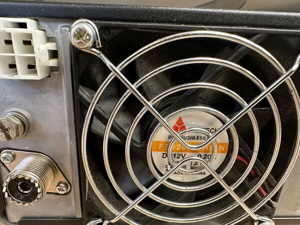 ICOM IC 7300 HF E 50 MHZ ALL MODE OTTIMO CON IMBALLO