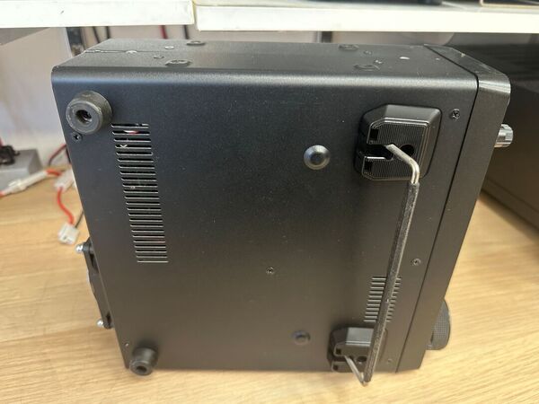 ICOM IC 7300 HF E 50 MHZ ALL MODE OTTIMO CON IMBALLO