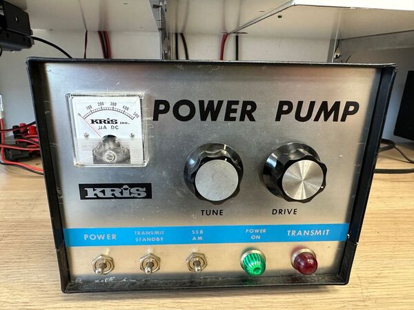 KRIS POWER PUMP LINEARE C  27 -28 MHZ VALVOLARE ALIMENTZIONE A 220 V