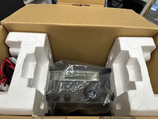 ICOM ICR 8500 RICEVITORE ALL MODE DA 0 A 2GHZ COME NUOVO CON IMBALLO