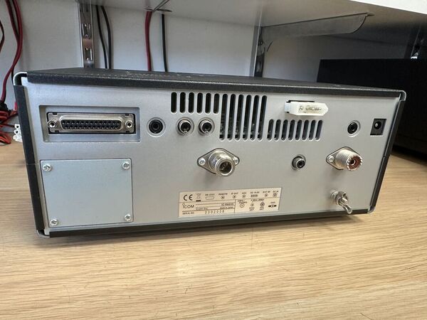 ICOM ICR 8500 RICEVITORE ALL MODE DA 0 A 2GHZ COME NUOVO CON IMBALLO