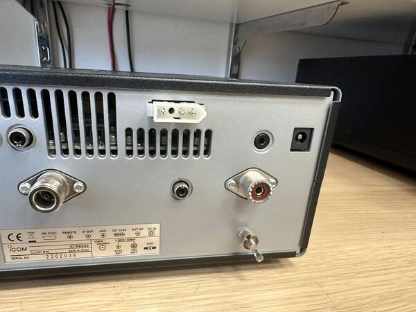 ICOM ICR 8500 RICEVITORE ALL MODE DA 0 A 2GHZ COME NUOVO CON IMBALLO