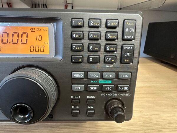 ICOM ICR 8500 RICEVITORE ALL MODE DA 0 A 2GHZ COME NUOVO CON IMBALLO