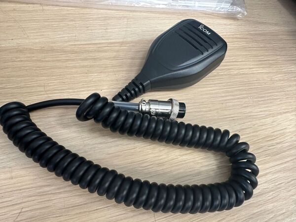 ICOM IC 7300 HF E 50 MHZ ALL MODE COME NUOVO LUGLIO 2025 GARANZIA RESIDUA OLTRE 4 ANNI ADVATEC ITALIA CON IMBALLO