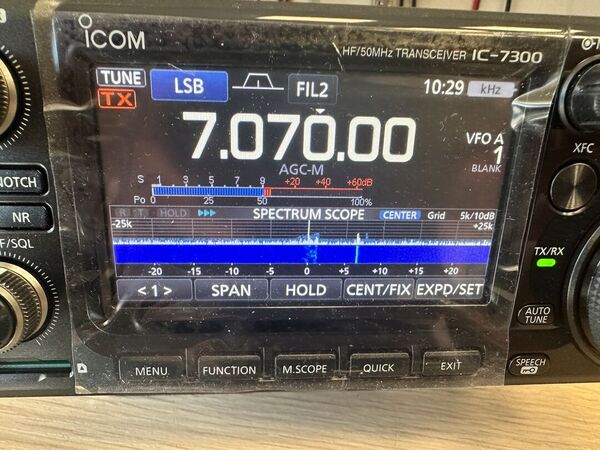 ICOM IC 7300 HF E 50 MHZ ALL MODE COME NUOVO LUGLIO 2025 GARANZIA RESIDUA OLTRE 4 ANNI ADVATEC ITALIA CON IMBALLO