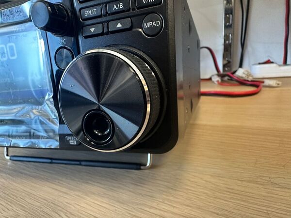 ICOM IC 7300 HF E 50 MHZ ALL MODE COME NUOVO LUGLIO 2025 GARANZIA RESIDUA OLTRE 4 ANNI ADVATEC ITALIA CON IMBALLO