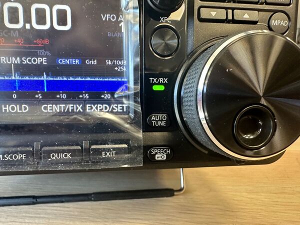 ICOM IC 7300 HF E 50 MHZ ALL MODE COME NUOVO LUGLIO 2025 GARANZIA RESIDUA OLTRE 4 ANNI ADVATEC ITALIA CON IMBALLO