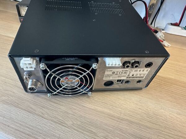 ICOM IC 7300 HF E 50 MHZ ALL MODE COME NUOVO LUGLIO 2025 GARANZIA RESIDUA OLTRE 4 ANNI ADVATEC ITALIA CON IMBALLO