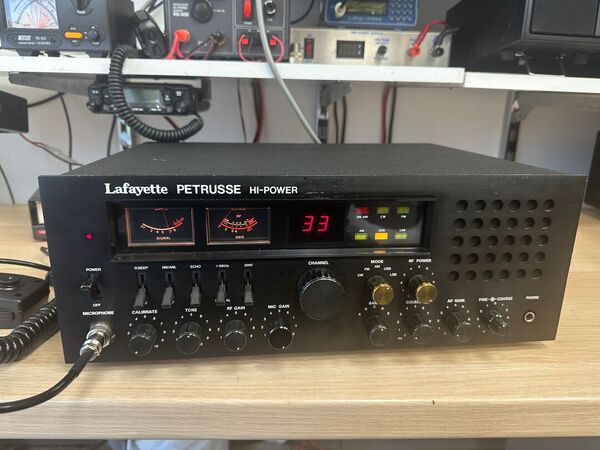 LAFAYETTE PETRUSSE HI-POWER CB HF ALL MODE BASE 5 BANDE ALIMENTAZIONE A 220V OTTIMO