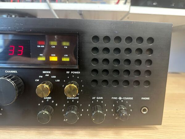 LAFAYETTE PETRUSSE HI-POWER CB HF ALL MODE BASE 5 BANDE ALIMENTAZIONE A 220V OTTIMO