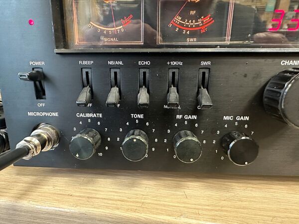 LAFAYETTE PETRUSSE HI-POWER CB HF ALL MODE BASE 5 BANDE ALIMENTAZIONE A 220V OTTIMO