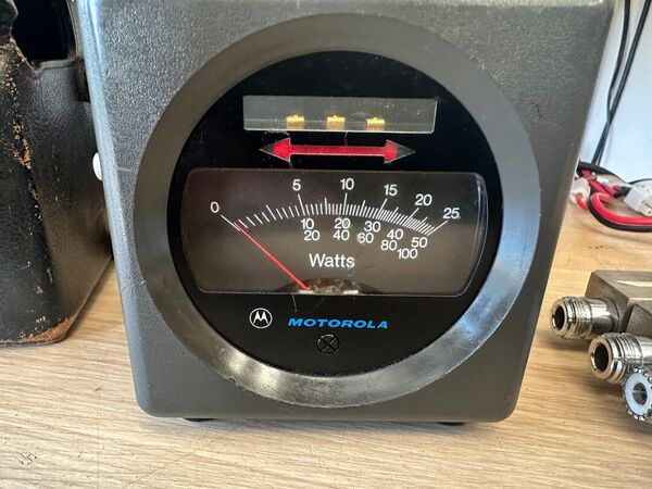 MOTOROLA S 1350 C WATTMETRO VINTAGE CON CUSTODIA E SONDE OTTIMO