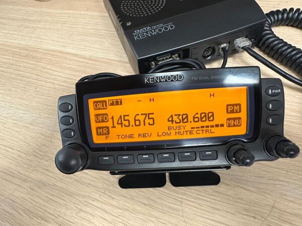 KENWOOD TM D 700 BIBANDA VEICOLARE OTTIMO