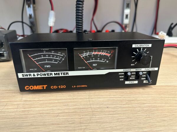 COMET CD 120 ROSWATTMETRO DA 1,8 A 200 MHZ 200 WATT PEP OTTIMO