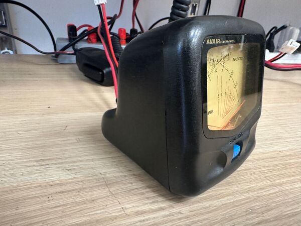 AVAIR AV 20 ROSWATTMETRO DA 1,8 A 200 MHZ OTTIMO