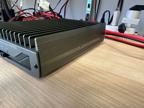 TOKIO HY POWER HL 726D LINEARE STATO SOLIDO VHF E UHF 50 WATT OTTIMO E RARO