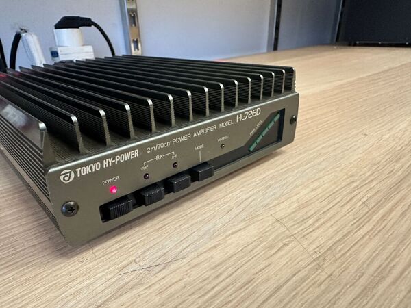 TOKIO HY POWER HL 726D LINEARE STATO SOLIDO VHF E UHF 50 WATT OTTIMO E RARO