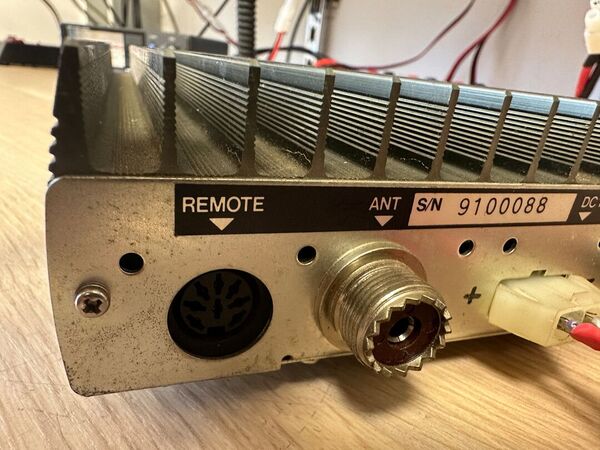 TOKIO HY POWER HL 726D LINEARE STATO SOLIDO VHF E UHF 50 WATT OTTIMO E RARO