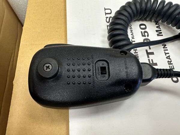 YAESU FT 950 HF E 50 MHZ ALL MODE OTTIMO CON IMBALLO