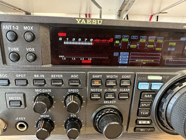 YAESU FT 950 HF E 50 MHZ ALL MODE OTTIMO CON IMBALLO