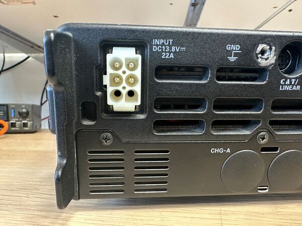 YAESU FT 897 D QUADRIBANDA ALL MODE OTTIMO CON IMBALLO