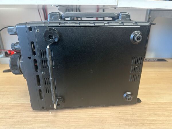 YAESU FT 897 D QUADRIBANDA ALL MODE OTTIMO CON IMBALLO