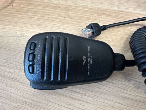 YAESU FT 897 D QUADRIBANDA ALL MODE OTTIMO CON IMBALLO