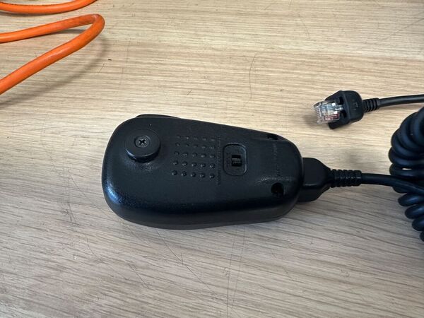 YAESU FT 897 D QUADRIBANDA ALL MODE OTTIMO CON IMBALLO