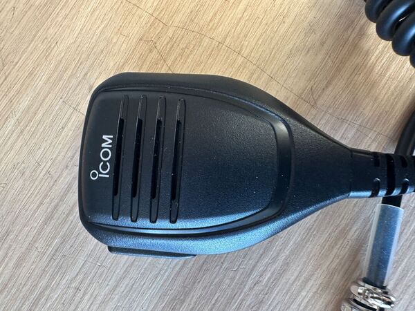 ICOM IC 7300 HF E 50 MHZ ALL MODE OTTIMO CON IMBALLO