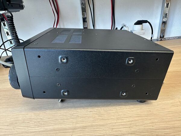 ICOM IC 7300 HF E 50 MHZ ALL MODE OTTIMO CON IMBALLO