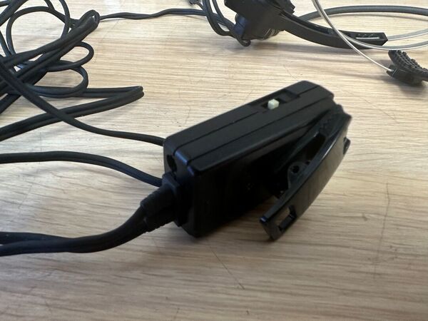 ICOM - HS-51 - CUFFIA / MICROFONO VOX/PTT/TOT PER PALMARI ICOM CON STANDARD A 2-PIN