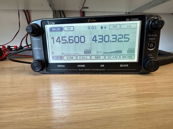 ICOM ID 5100 BIBANDA ANALOGICO DIGITALE D STAR OTTIMO CON SCHEDA BLUETOOTH  E IMBALLO
