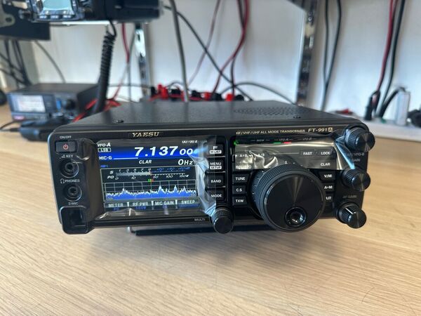 YAESU FT 991 A QUADRIBANDA ALL MODE OTTIMO CON IMBALLO GARANZIA CSY AND SON
