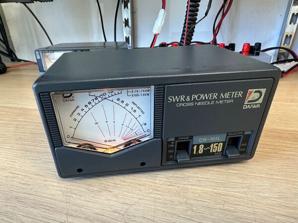 DAIWA CN 101L ROSWATTMETRO DA 1,8 A 150 MHZ  FINO A 1,5 KW OTTIMO