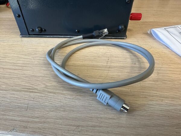 MFJ-929 ACCORDATORE D'ANTENNA AUTOMATICO - ROS/WATTMETRO DIGITALE DISPLAY LCD, 1.8-30MHZ CON FREQUENZIMETRO OTTIMO CON CAVETTO YAESU