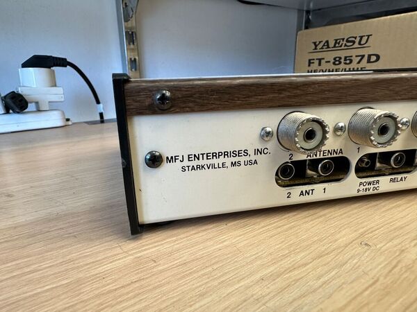 MFJ 1040 B DELUXE RF PRESELECTOR II  OTTIMO