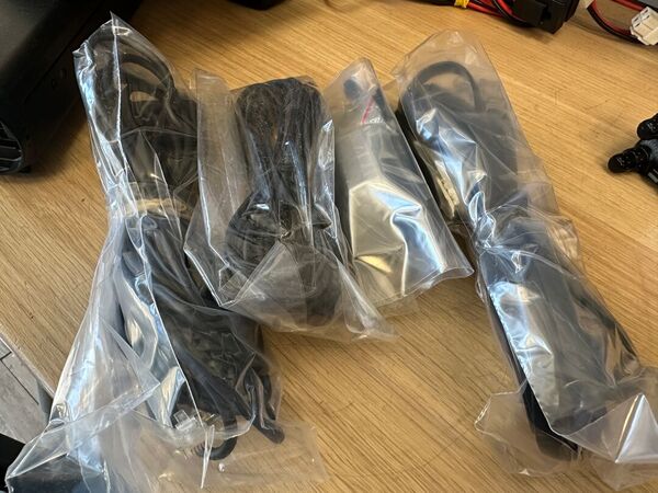 YAESU FT 857D QUADRIBANDA ALL MODE OTTIMO CON IMBALLO , YSK-857 KIT FRONTALINO E MIKE MH 59A8J CON TASTIERA