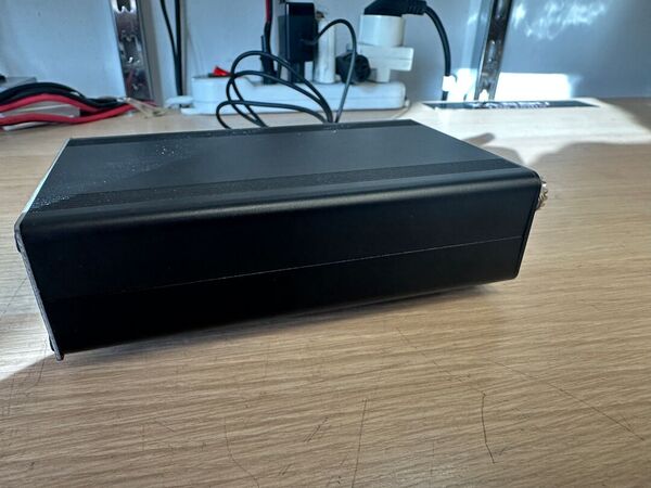 ATU 100 ACCORDATORE AUTOMATICO HF E 50 MHZ OTTIMO