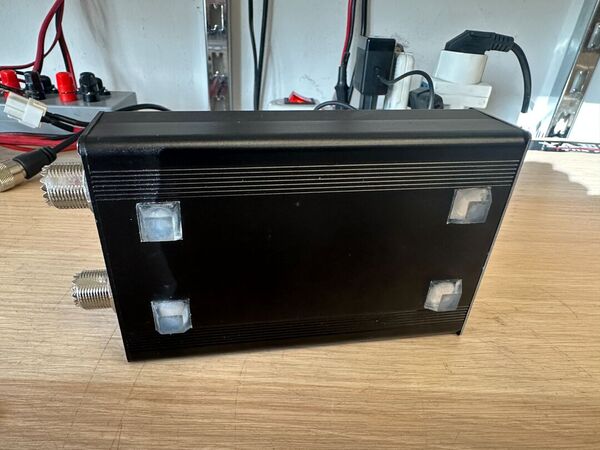 ATU 100 ACCORDATORE AUTOMATICO HF E 50 MHZ OTTIMO