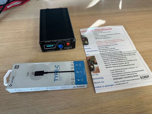 ATU 100 ACCORDATORE AUTOMATICO HF E 50 MHZ OTTIMO