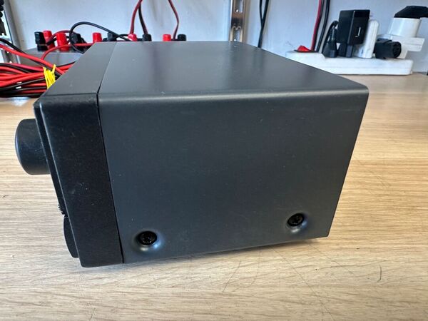 DIAMOND SX 200 ROSWATTMETRO DA 1,8 A 160 MHZ 200 WATT PEP OTTIMO