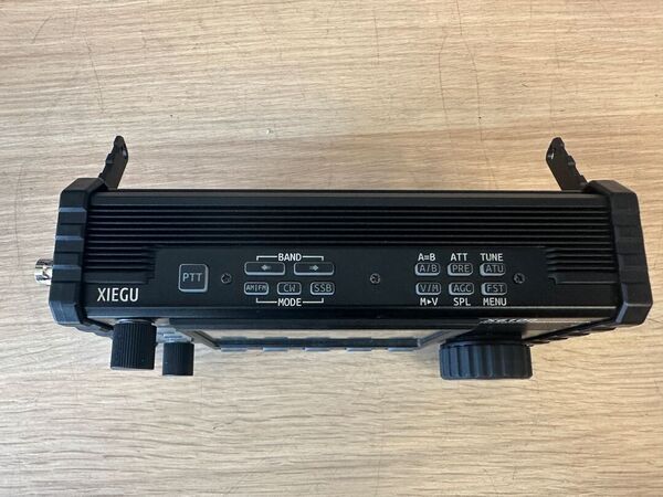 XIEGU X6100 - RTX SDR HF QRP 0.5 - 30 MHZ 10 W CON AT TUNER DSP OTTIMO